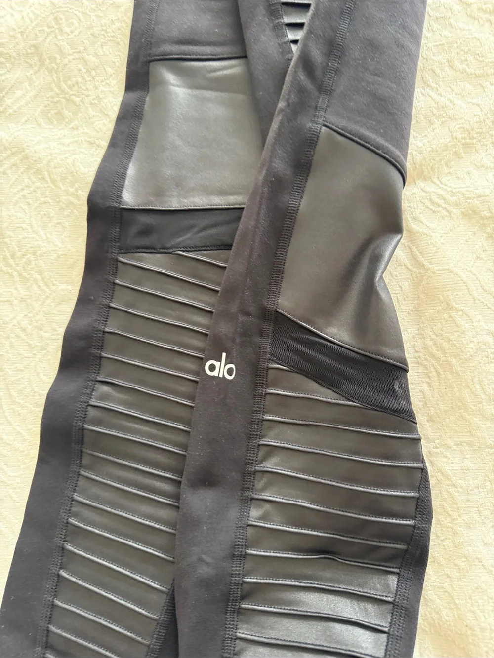 ALO Yoga Black Moto-Style High-Rise Jeggings